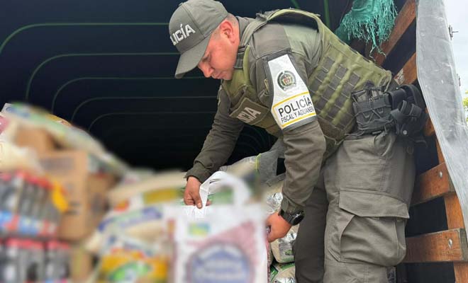 La POLFA y la DIAN evitaron la comercialización ilegal de arroz, azúcar y otros productos avaluados en más de $130 millones que eran transportados hacia Cali sin documentación ni registro sanitario.