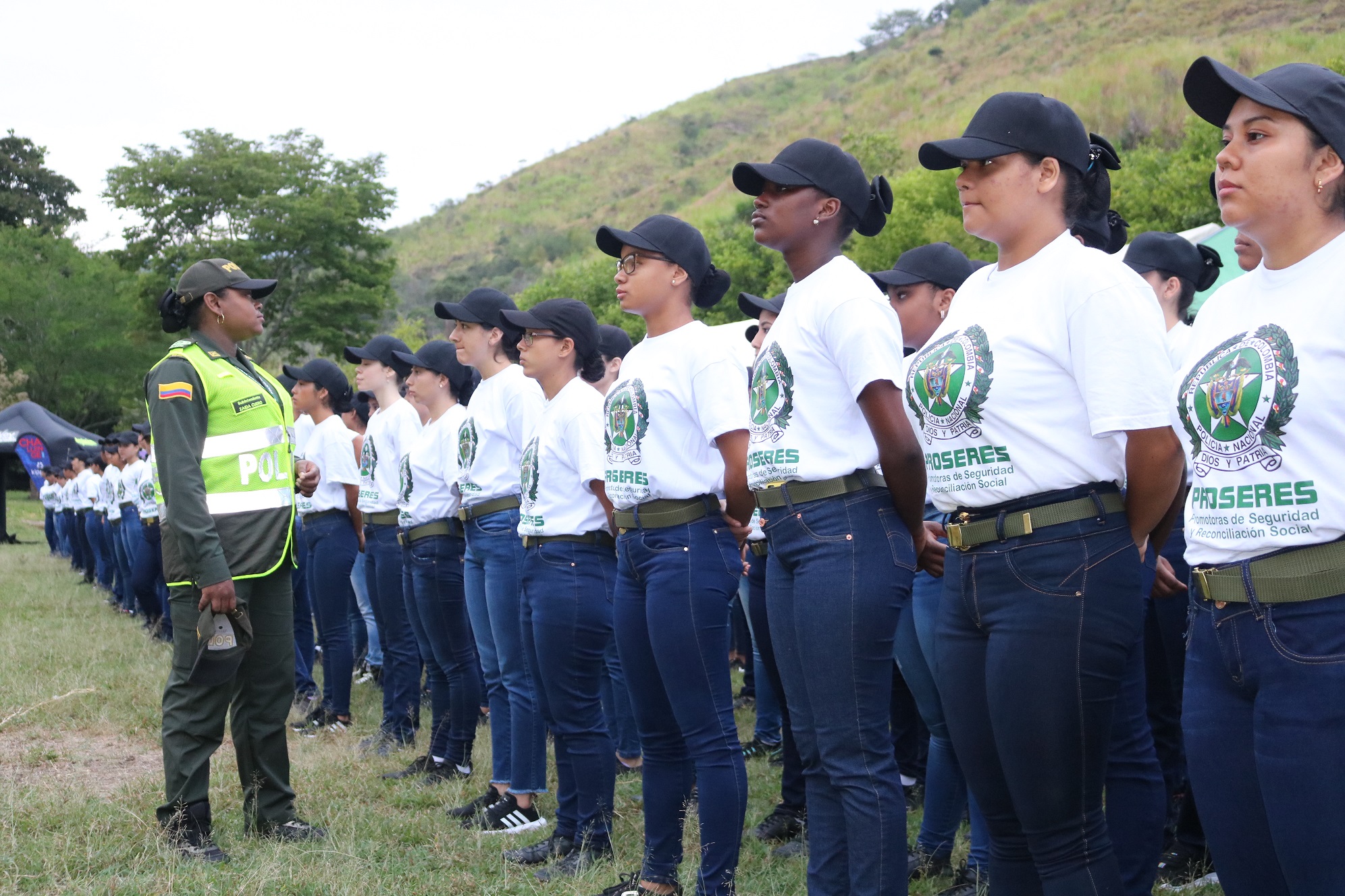 Auxiliares-de-policía-femeninas-en-Cali Primeras-mujeres-auxiliares-en-Cali