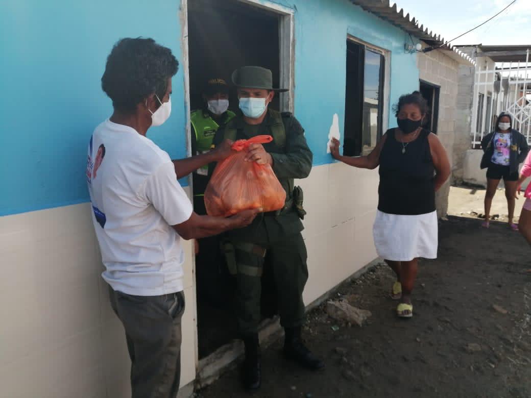 Entregamos ayudas a comunidad damnificada en San José del Guaviare, Magdalena y Santa Marta Entregamos-ayudas