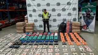 Acciones contra el contrabando Policía aprehende mercancía ilegal