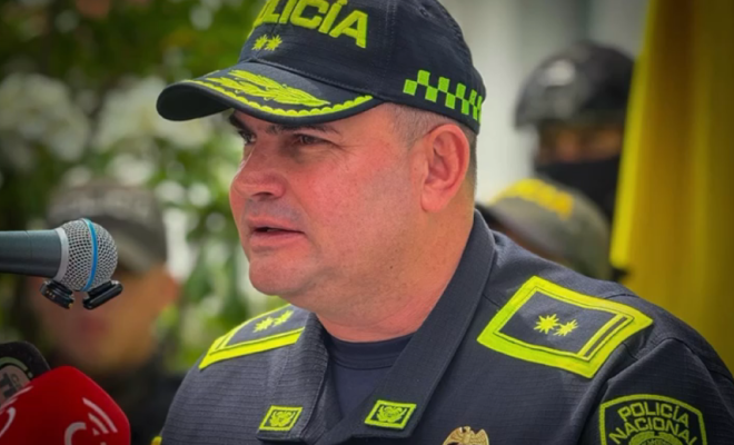 Señor Brigadier General William Quintero en rueda de prensa