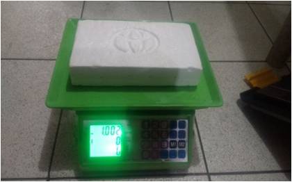 Buzos de la Policía Nacional hallaron 481 kilos de cocaína durante inspección subacuática en el puerto de Buenaventura Buzos-de-la-Policía-Nacional-hallan-481-kilos-de-cocaína-durante-inspección-subacuática-en-el-puerto-de-Buenaventura