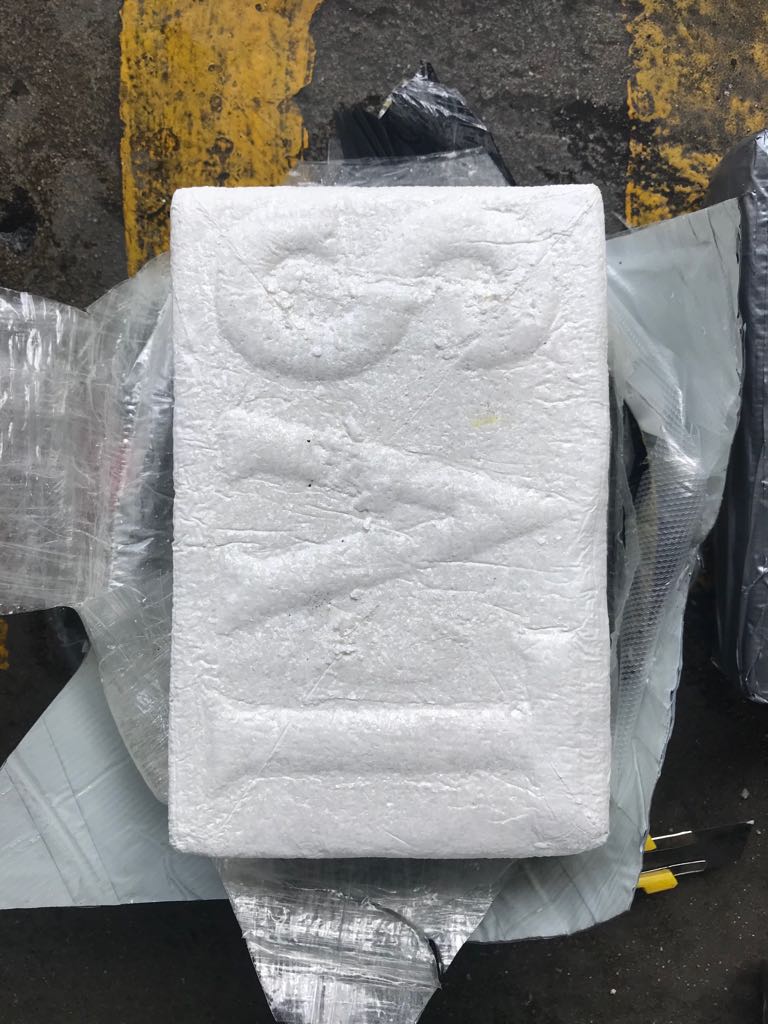 Buzos-de-la-Policía-Antinarcóticos-encontraron-cocaína  Buzos-de-la-Policía-Antinarcóticos-encontraron-cocaína