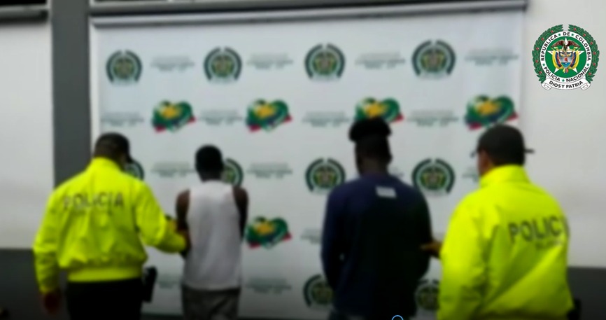 Dos menores de edad aprehendidos, serían responsables de lanzar granada Artefacto explosivo casuso muerte de un niño. Policía captura a los responsables