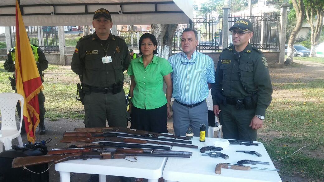 jornada de cambio de armas por alimentos Imagen jornada de cambio de armas por alimentos