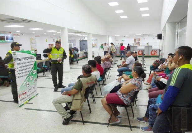 Proporcionamos recomendaciones de seguridad a usuarios de las entidades financieras   campaña-prevencion-hurto-en-bancos-florencia