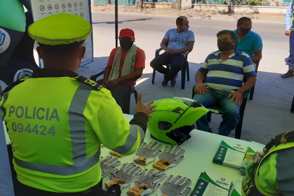campaña-transito-uso-del-casco