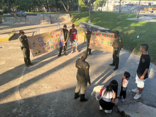 Campañas diferenciales para llevar mensajes a los ciudadanos  Campañas diferenciales para llevar mensajes a los ciudadanos