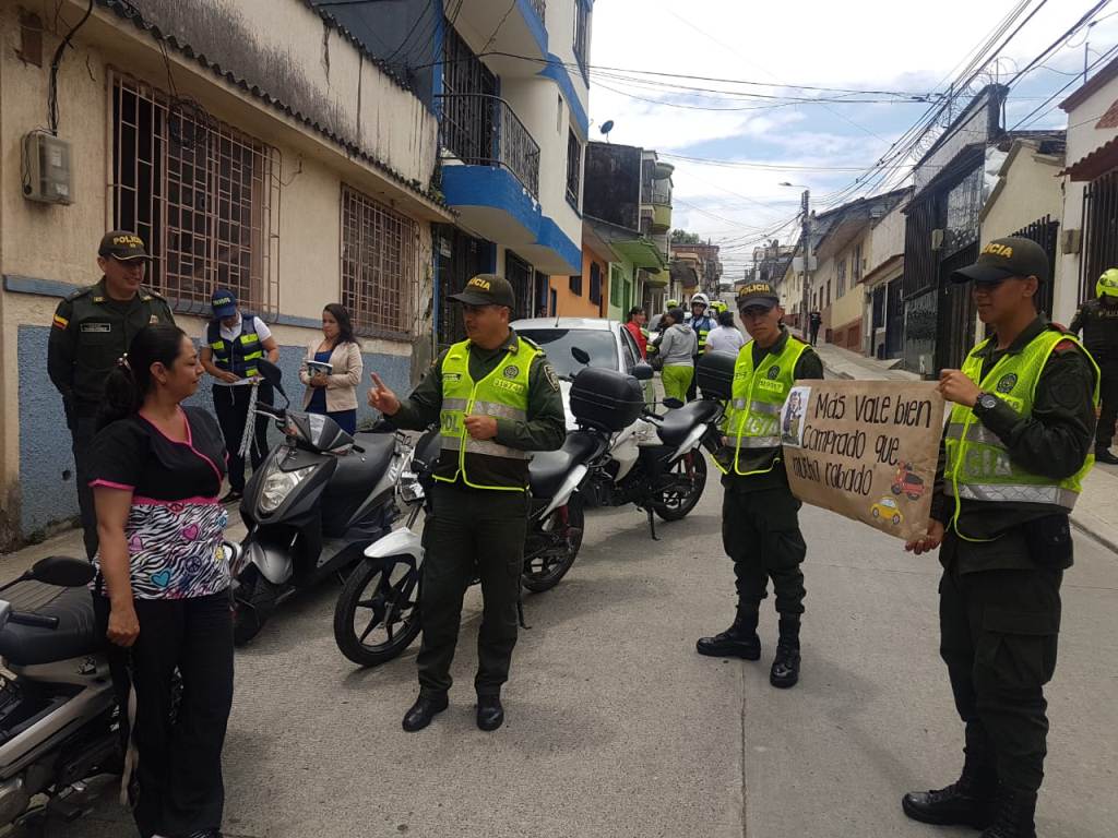 todos contra el hurto a vehículos  campaña contra el hurto a motocicletas