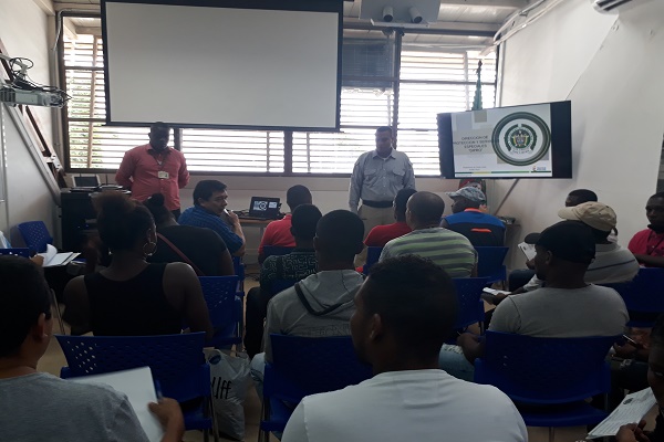 Primera-jornada-de-capacitación-dirigida-a-ex-combatientes.