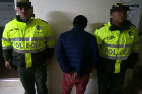 Captura-ciudadano-hurto-establecimiento-de-comercio Captura-ciudadano