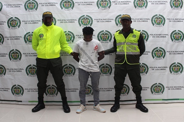 Cae “manco” por homicidio y porte ilegal de arma de fuego.  Cae-“manco”-por-homicidio-y-porte-ilegal-de-arma-de-fuego.