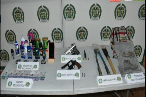 En tiempo récord, policía captura a delincuentes dedicados al hurto en Tunja En tiempo récord, policía captura a delincuentes dedicados al hurto en Tunja