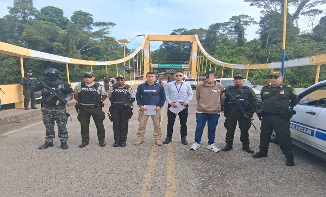 captura por circular azul de interpol captura por circular azul de interpol