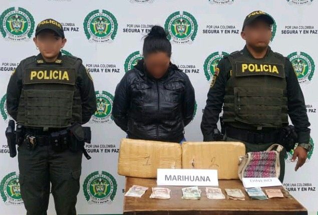 Capturamos mujer con detención domiciliaria transportando varios kilos de marihuana capturada-con-varios-kilos-de-marihuana-y-tenia-casa-por-carcel