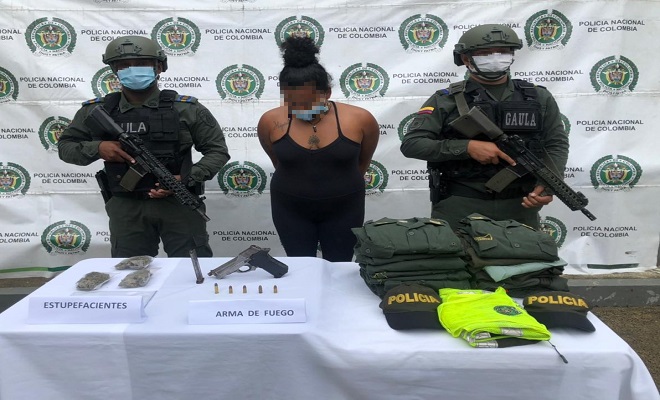 Capturada “Yudi”, presunta integrante del grupo delincuencial “los mexicanos” Capturada “Yudi”, presunta integrante del grupo delincuencial “los mexicanos”