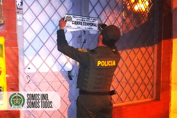 Cinco mujeres y nueve hombres judicializados por violación a medida sanitaria hallados al interior de discoteca