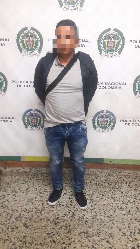 Capturamos-cuatro-personas-con-cocaína-en-el-aeropuerto-Internacional-El-Dorado Capturamos-cuatro-personas-con-cocaína-en-el-aeropuerto-Internacional-El-Dorado