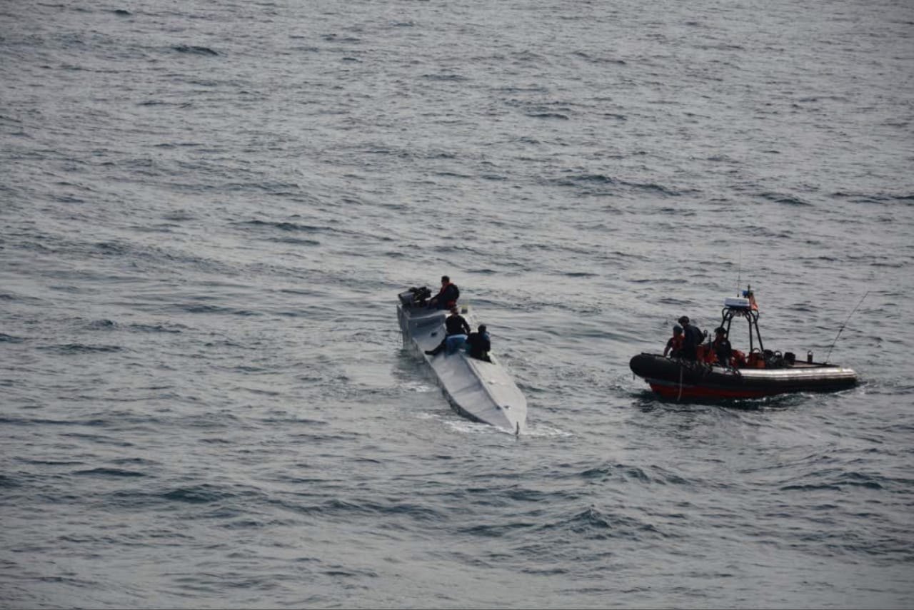Capturadas seis personas en aguas internacionales  Capturadas seis personas en aguas internacionales