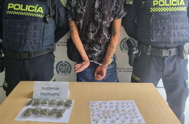 Cerramos el paso a la comercialización de sustancias estupefacientes en los micro territorios  Cerramos el paso a la comercialización de sustancias estupefacientes en los micro territorios