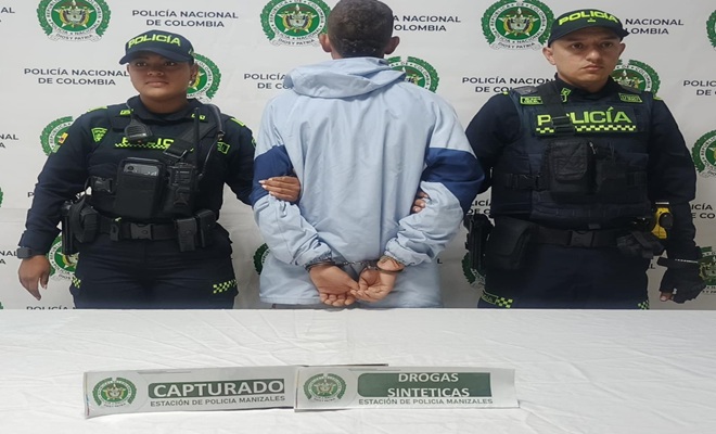 capturado joven en Manizales con 36 dosis de pastillas de tusi CAI terraza detiene joven de 21 años por porte de sustancia sintética