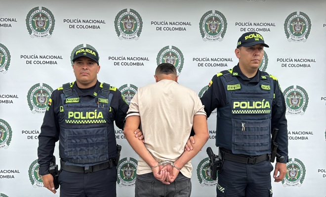 dos uniformados y un capturado por actos sexuales contra un menor de edad