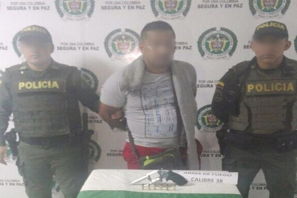 capturado-con-arma-de-fuego-florencia