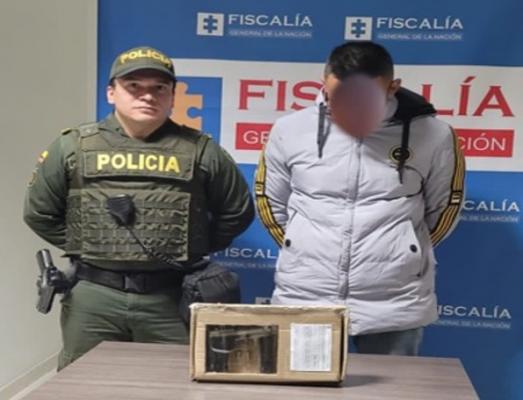Capturado por porte de arma Capturado por porte de arma
