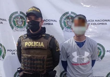 Capturado ‘cabas’ expendedor de estupefacientes  Sacamos de las calles el flagelo de las drogas. Trabajamos por su seguridad.