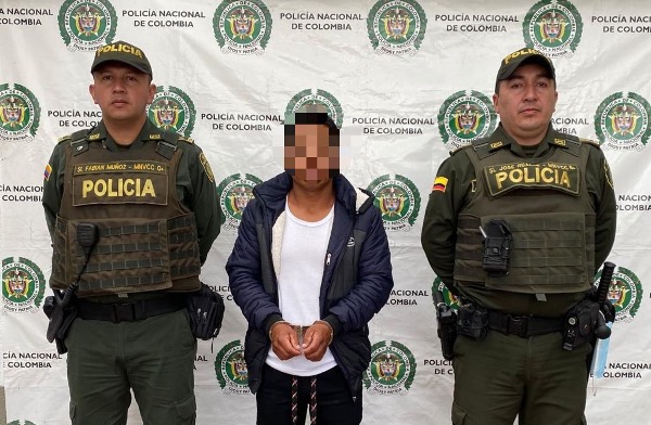 Víctima de maltrato denunció su caso a la línea 155 Pese a que el capturado tenía una denuncia en su contra, era reincidente en este tipo de comportamiento.