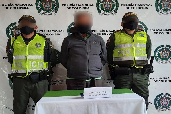 al momento de su detención tocó salvaguardar su vida, la comunidad estaba haciendo justicia  por su propia mano  Capturado por acto sexual abusivo con menor de 14 años de edad