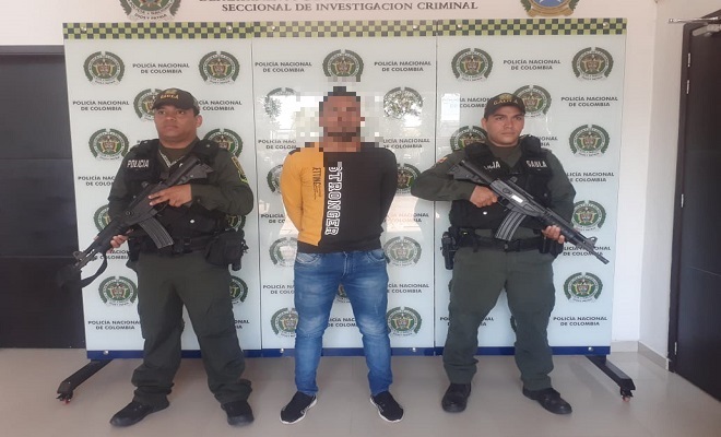 Capturado alias 'Tato', presunto integrante financiero de las Autodefensas Gaitanistas de Colombia en Barrancabermeja. Capturado alias 'Tato', presunto integrante financiero de las Autodefensas Gaitanistas de Colombia en Barrancabermeja.
