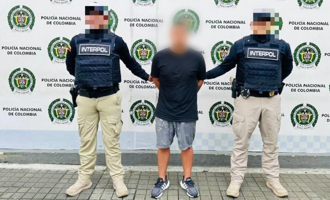 Polic&iacute;as de interpol con capturado solicitado por espa&ntilde;a