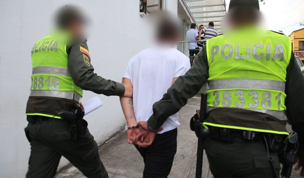 Un hombre fue capturado con 350 gramos de bazuco. Un hombre fue capturado con 350 gramos de bazuco.