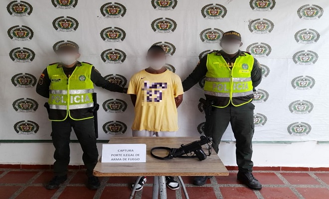 Capturado con una mini uzi integrante de la estructura criminal “los mexicanos” Capturado-con-una-mini-uzi-integrante-de-la-estructura-criminal-“los-mexicanos”