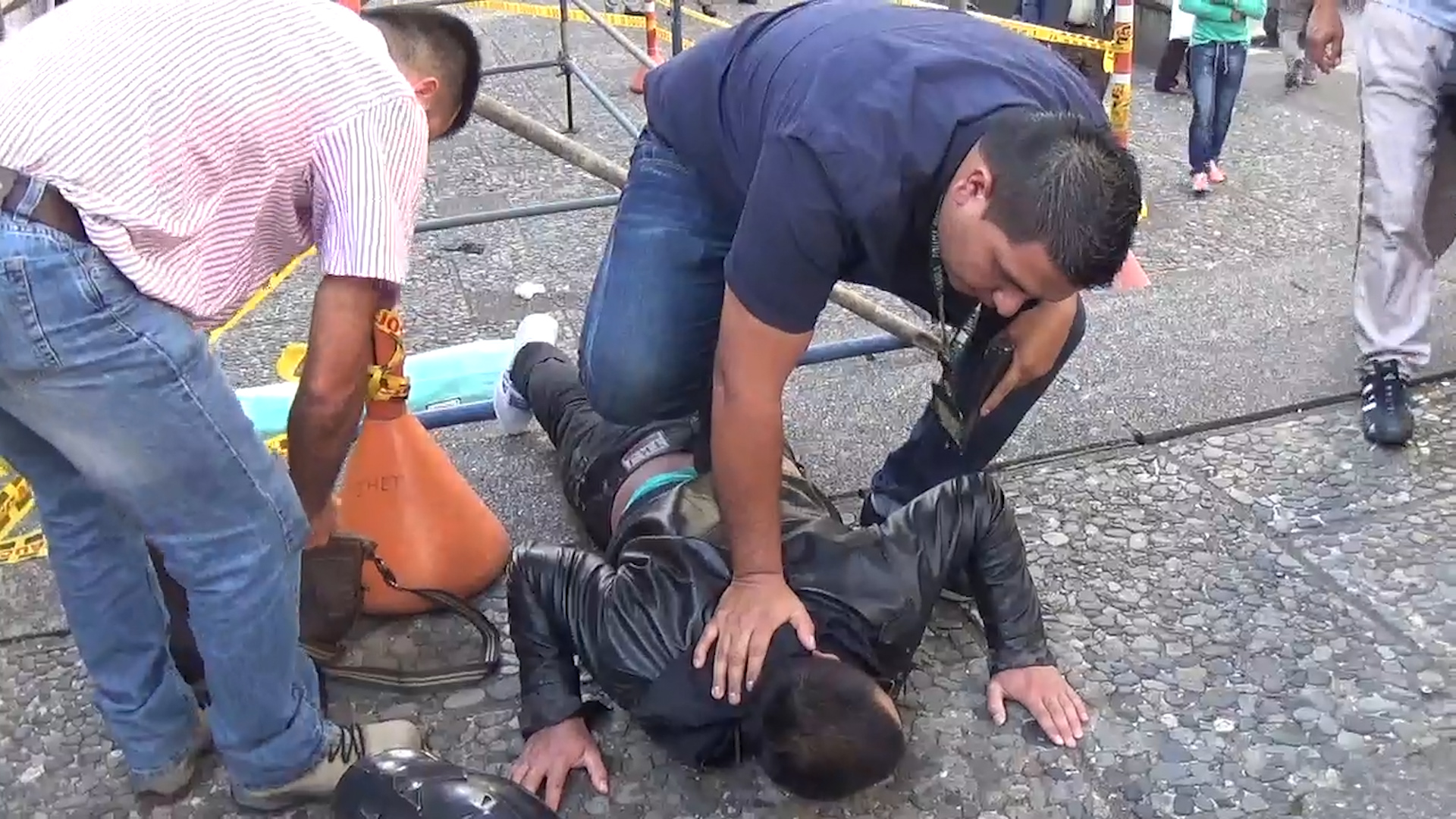 En flagrancia es capturado extorsionista en Manizales  En flagrancia es capturado extorsionista en Manizales