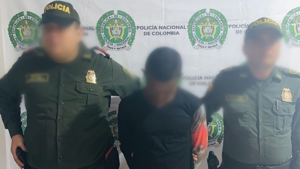 Capturado por violencia intrafamiliar  Capturado por violencia intrafamiliar