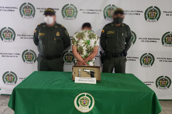 La captura en flagrancia se presentó en el sector de la galería Mediante planes de registro y control capturamos un hombre de 25 años por porte ilegal de armas de fuego