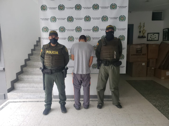 Capturamos a un joven que era requerido por por el delito de secuestro simple en concurso heterogéneo con hurto calificado y agravado. 