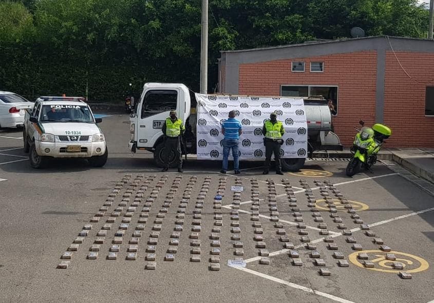 Arreciamos acciones contra el narcotráfico en el Valle del Cauca Capturado_por_Tráfico_de_Estupefacientes