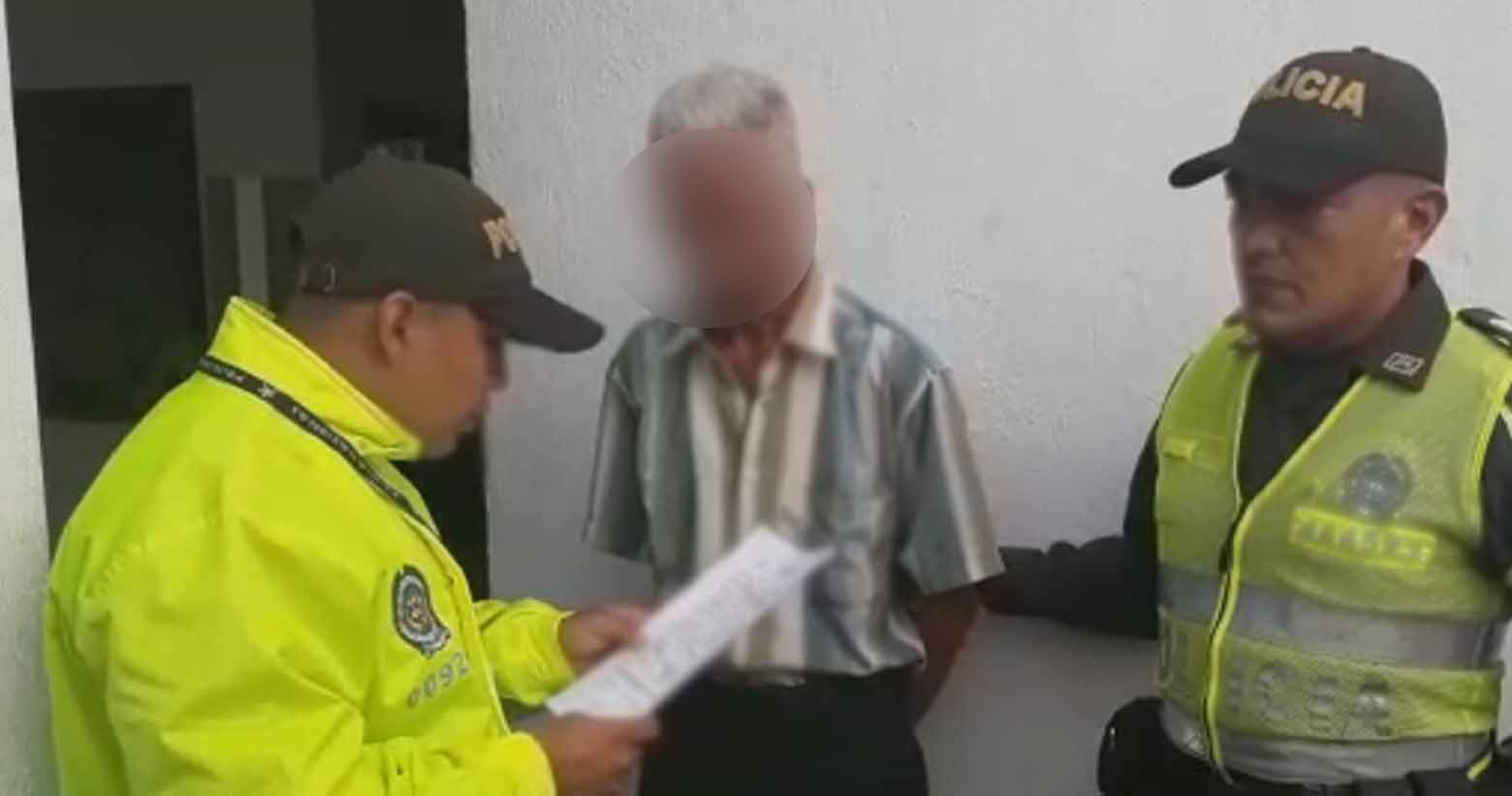 El capturado debe responder por los delitos hurto calificado, secuestro simple y acceso carnal violento.  Capturado-uno-de-los-20-más-buscados-del-cartel-de-la-fiscalía-2