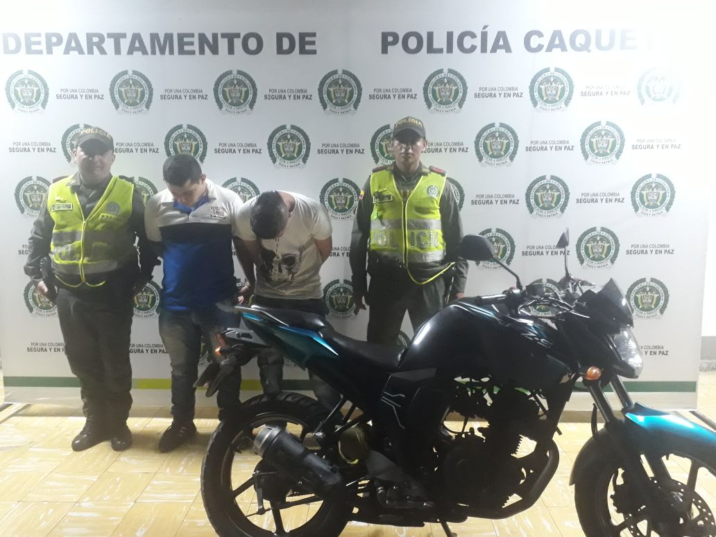 Seguía delinquiendo a pesar de tener detención domiciliaria  capturados-por-hurto-de-celular-con-brazalete-del-inpec