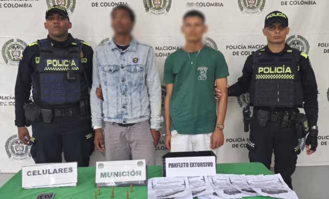 Dos individuos fueron capturados con munición de guerra y panfletos del grupo criminal en Barranquilla Dos individuos fueron capturados con munición de guerra y panfletos del grupo criminal en Barranquilla