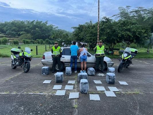 Capturada pareja con 130 kilos de marihuanna