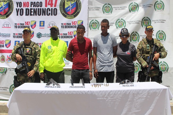 En conjunto con Gaula Militar capturamos 02  integrantes del “clan del golfo” en el Chocó. En-conjunto-con-Gaula-Militar-capturamos-02-integrantes-del-“clan-del-golfo”-en-el-Chocó.
