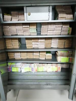 Capturamos 5 extraditables de una organización que traficaba droga en vuelos chárter hacia Europa. Capturamos 5 extraditables de una organización que traficaba droga en vuelos chárter hacia Europa.