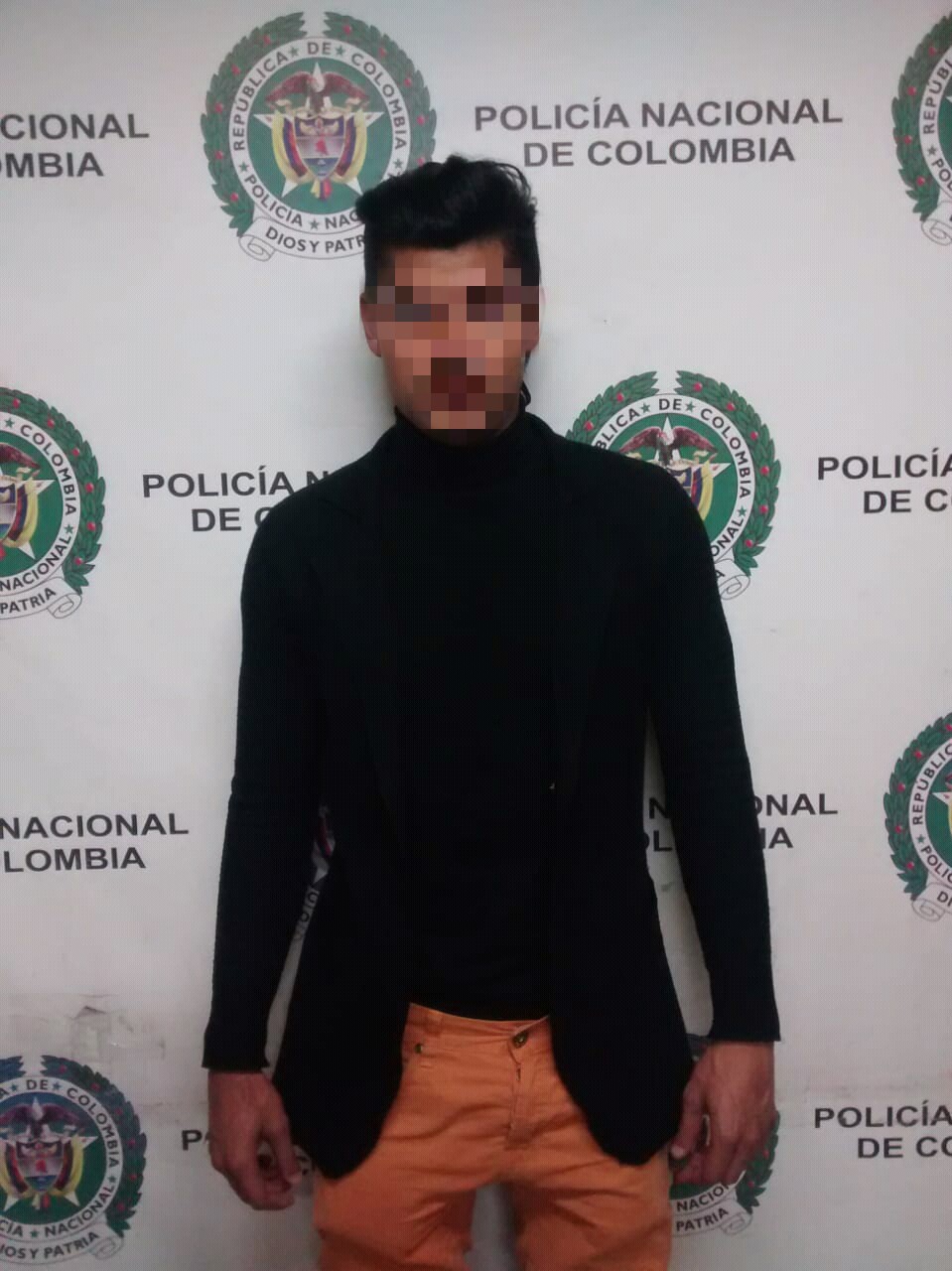 Capturamos-a-un-actor-de-reparto-y-un-productor-de-música-urbana-con-cocaína-en-el-Aeropuerto-el-Dorado  Capturamos-a-un-actor-de-reparto-y-un-productor-de-música-urbana-con-cocaína-en-el-Aeropuerto-el-Dorado