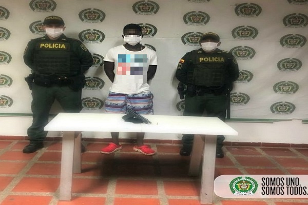 Capturamos en flagrancia un integrante de la estructura delincuencial 'los mexicanos' por porte ilegal Capturamos-en-flagrancia-un-integrante-de-la-estructura-delincuencial-'los-mexicanos'-por-porte-ilegal