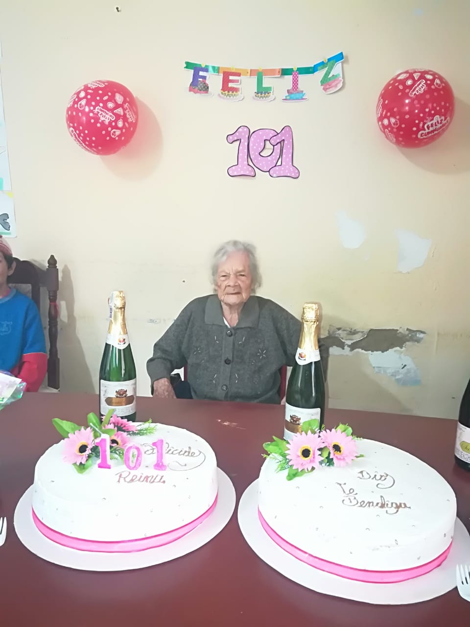 Celebramos los 101 años de la abuela Benedicta Celebramos los 101 años de la abuela Benedicta