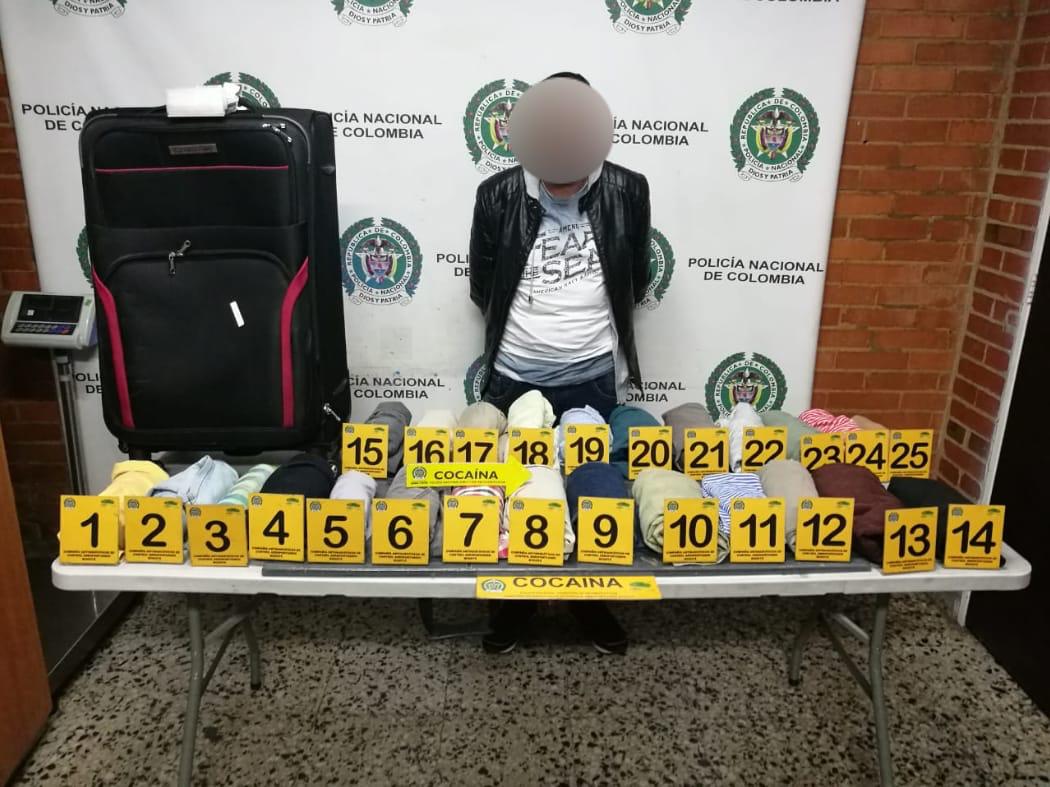 Capturamos-cinco-profesionales-llevando-cocaína-a-España Capturamos-cinco-profesionales-llevando-cocaína-a-España